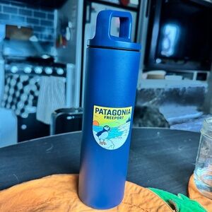 NWOT MiiR 20oz Patagonia Thermo Bottle